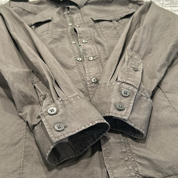 RW&CO size L, rifle green colour, shirt zip up jacket with snap closures - Picture 15 of 16